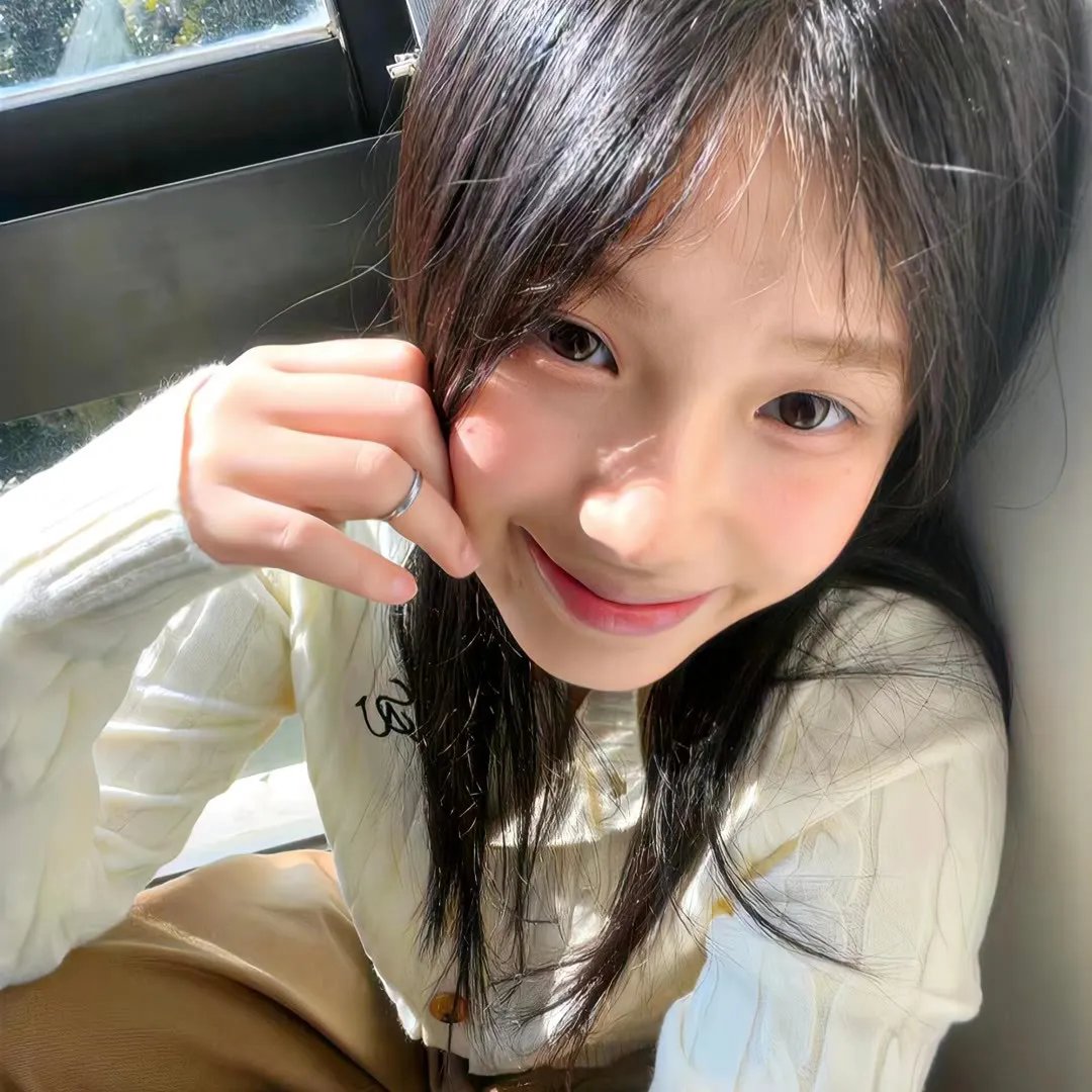 泄露春光